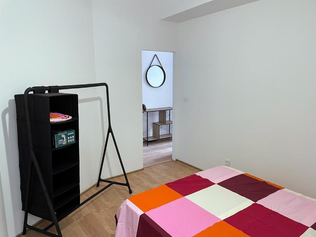 Le Colore- T2 Confortable Avec Vue Sur Nérac Exterior foto